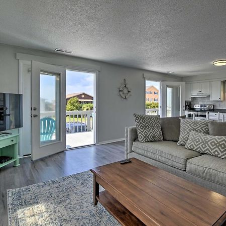 Oak Island Beach Abode With Deck Walk To Shore! Extérieur photo